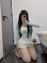 蘿莉  157cmC奶18歲