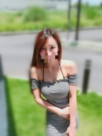 艾希   166/ (D) / 48kg /27y  性感大奶妹