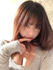 JOJO  158.47.E.25歲