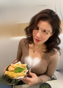 奶茶 163cm Dcup 48kg 36歲   人妻