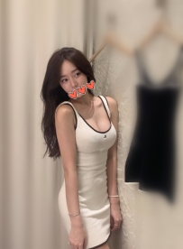 銀行櫃姐 妮可   165cmD奶25歲