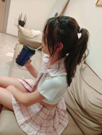 18歲學生   第一次下海