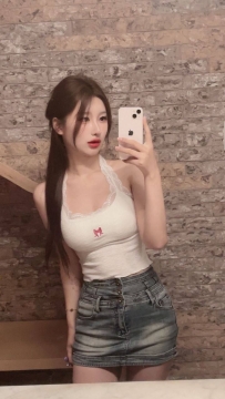 雪兒  166cmD奶25歲