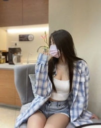 柔情 162cm C+cup 47kg 22歲  無刺青 不抽煙  好有fu