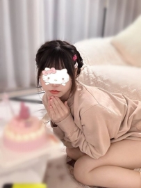 白月光  奈奈 160cm/44kg/20歲/Ccup