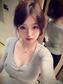朵朵 160 44 D 23歲    大奶可愛妹
