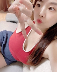 妍希 155cm-43kg-Dcup-20歲
